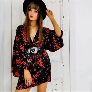 Little Lies Kimono Dress “Midnight Boom” size XS/S